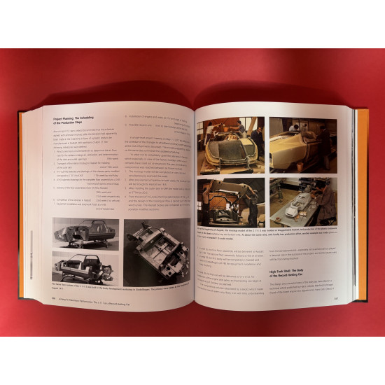 Mercedes-Benz C 111 : The Definitive History of the Mysterious Supercar That Never Was