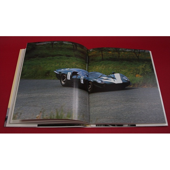 Lola T70 V8 Coupes - A Technical Appraisal