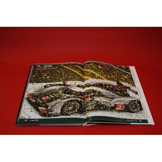 24 Hours Le Mans 2011 Official Yearbook  English Edition