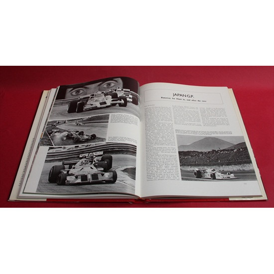 Automobile Year 25 1977-1978