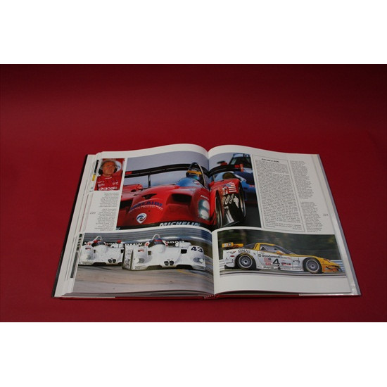 Automobile Year 48 2000-2001