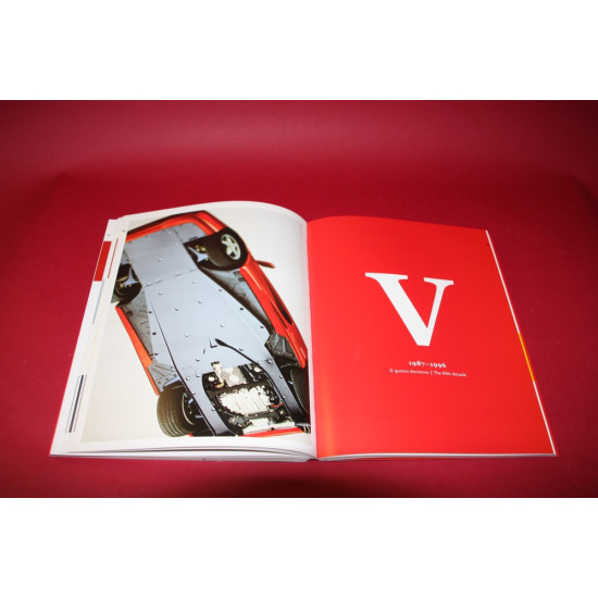 Ferrari, 60 Anni Di Innovazioni Tecnologiche / Ferrari, 60 Years of Technological Innovation Ferrari, 60 Anni Di Innovazioni Tecnologiche / Ferrari, 60 Years of Technological Innovation