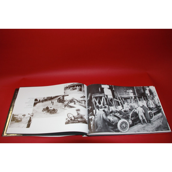 With Flying Colours - The Pirelli Album of Motor Sport With Flying Colours - The Pirelli Album of Motor Sport