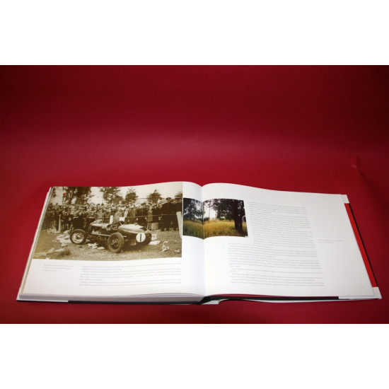 Australian Motor Racing Champion Bill Thompson Australian Motor Racing Champion Bill Thompson