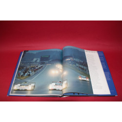 Le Mans 24 Hours The Complete Story of the World's Most Famous Motor Race