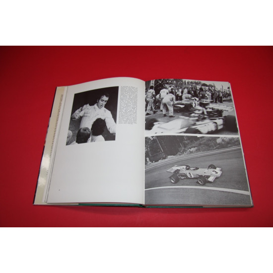 12.000 Giri - La Storia Illustrata delle Scuderie e dei Piloti di Formula 1 - Signed
